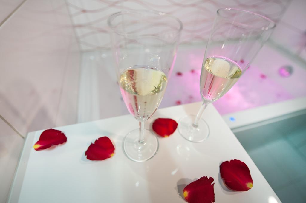 Honeymoon Ruterra Studio Prague Bilik gambar